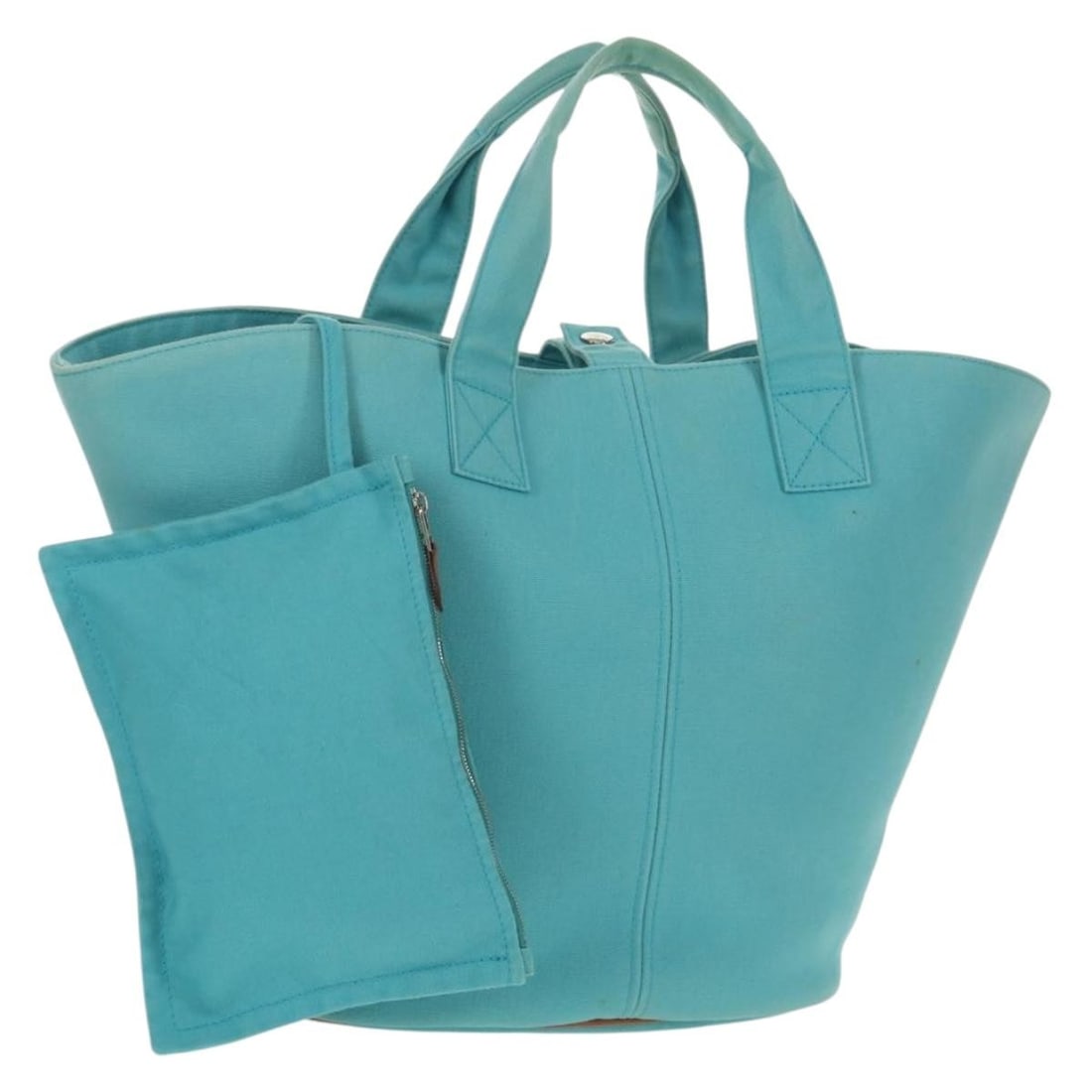 Hermes Panier Plage PM Canvas Tote Light Blue Silver with Pouch: Hermes Panier Plage PM Canvas Tote Light Blue Silver with Pouch This Hermes Panier Plage PM handbag is crafted from light blue and silver canvas. Designed in France, it features a spacious interior an