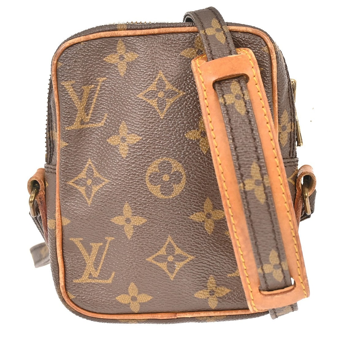 Louis Vuitton Danube Monogram Canvas Crossbody Bag: Louis Vuitton Danube Monogram Canvas Crossbody Bag This Louis Vuitton Danube handbag features the iconic monogram canvas in brown and is designed for unisex use. The bag is crafted in France and offer