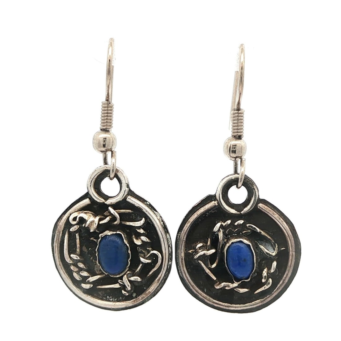 Handmade Sterling Silver Lapis Lazuli Dangle Earrings: Handmade Sterling Silver Lapis Lazuli Dangle Earrings Adorn your ears with these exquisite Handmade Sterling Silver Dangle Drop Disc Earrings, featuring two natural genuine lapis lazuli stones. Each o