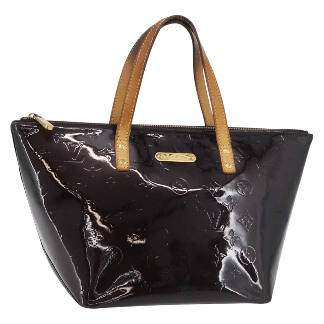 Louis Vuitton Bellevue GM Amarante Vernis Tote Bag M93589: Louis Vuitton Bellevue GM Amarante Vernis Tote Bag M93589 This Louis Vuitton Monogram Vernis Bellevue GM tote bag is crafted from Amarante patent leather and features a spacious silhouette with dual t