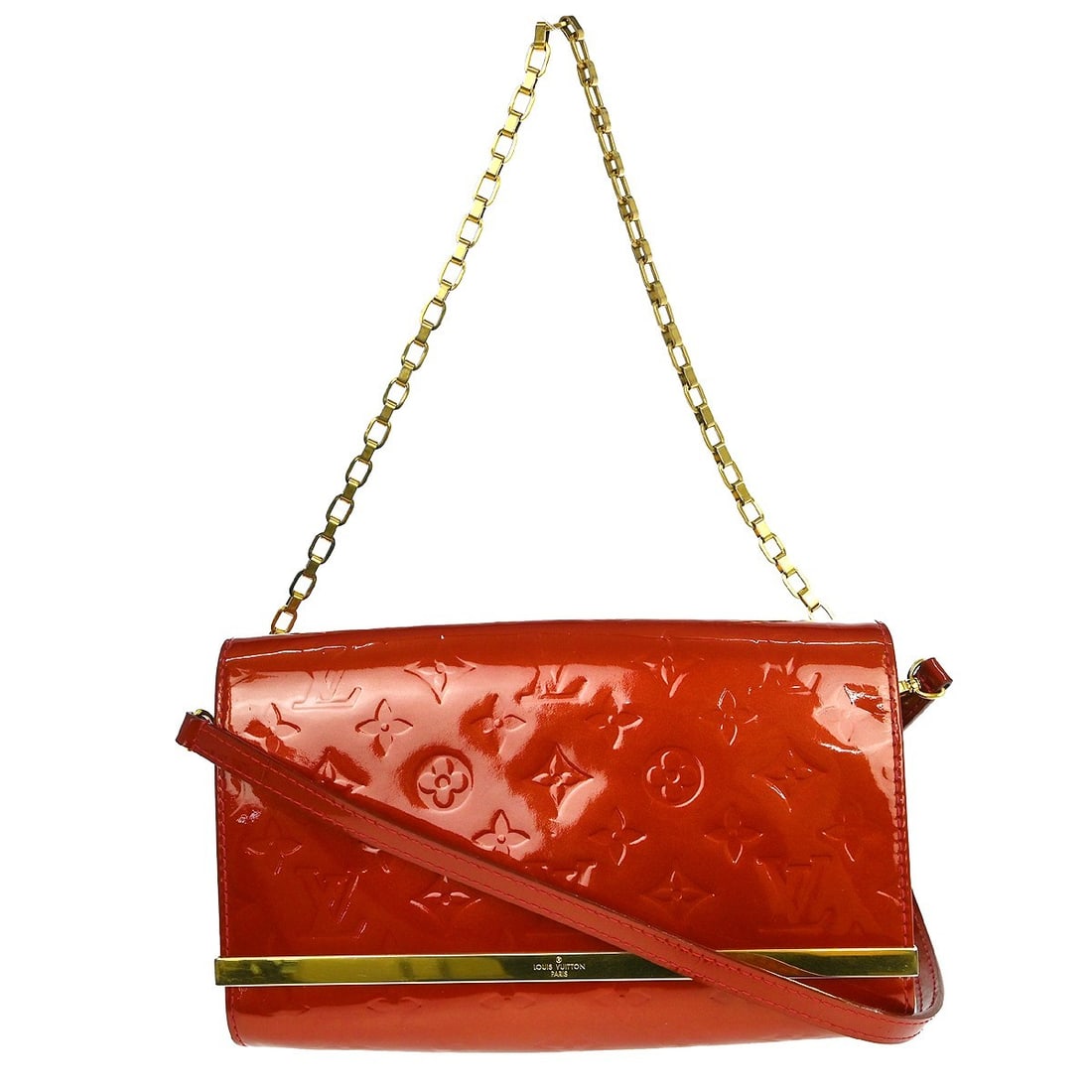 Louis Vuitton Anna Monogram Vernis Red Patent Leather Crossbody Bag: Louis Vuitton Anna Monogram Vernis Red Patent Leather Crossbody Bag This Louis Vuitton Anna 2-way handbag in red Vernis patent leather features the signature monogram pattern and logo accents. Designe