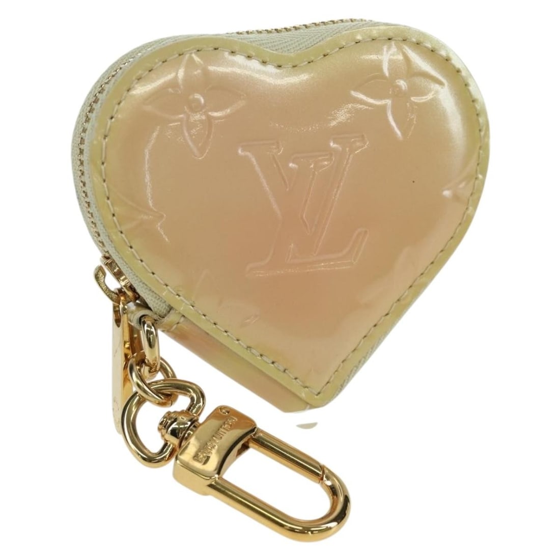 Vernis Broncorail Heart Patent Leather Coin Purse by Louis Vuitton M91486: Vernis Broncorail Heart Patent Leather Coin Purse by Louis Vuitton M91486 This Louis Vuitton Vernis Mini Coeur coin purse features a heart-shaped design crafted from patent leather in the Broncorail c
