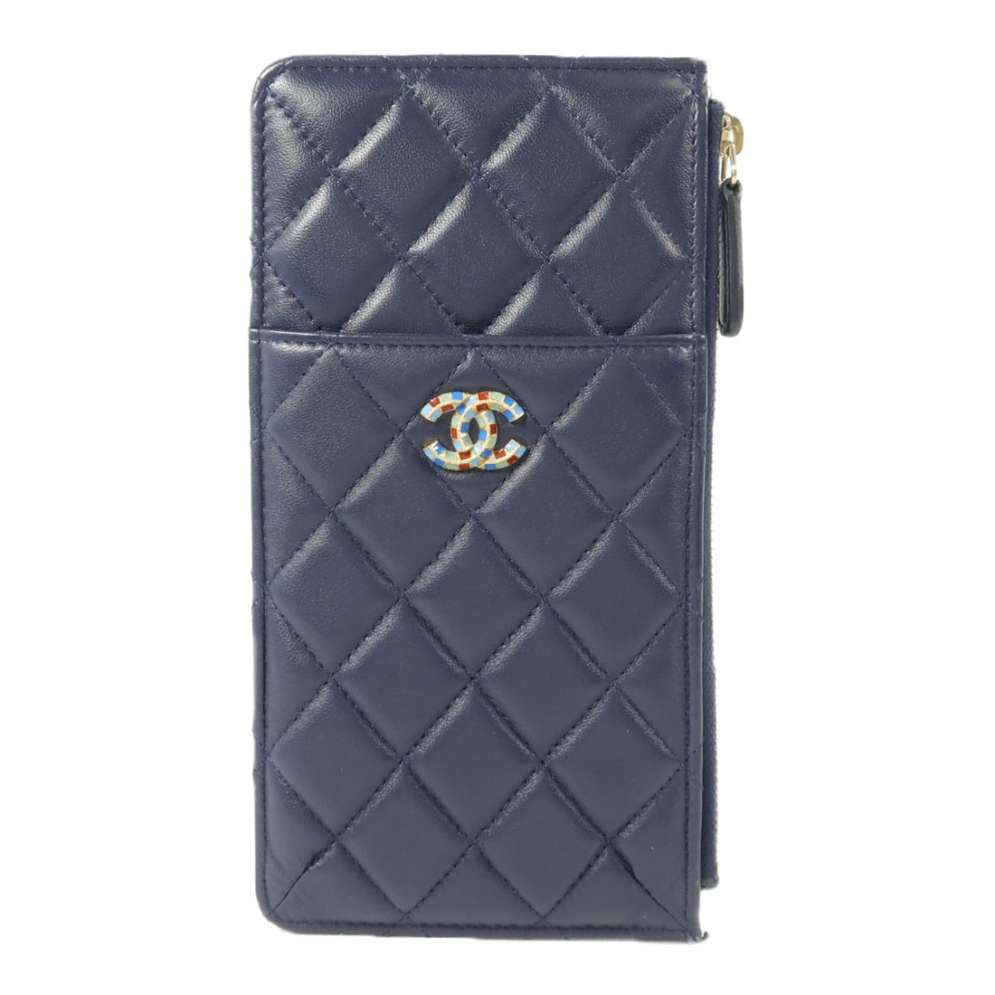CHANEL Classic Phone Pouch Lambskin Navy Long Wallet AP1652 GHW: CHANEL Classic Phone Pouch Lambskin Navy Long Wallet AP1652 GHW This CHANEL classic phone pouch with zipper is crafted from luxurious navy lambskin leather. Designed for women, it features gold-tone h