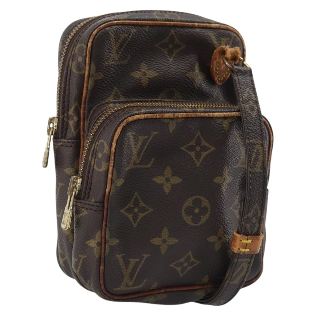 Louis Vuitton Mini Amazon Monogram Canvas Shoulder Bag M45238 France: Louis Vuitton Mini Amazon Monogram Canvas Shoulder Bag M45238 France This Louis Vuitton Monogram Mini Amazon Shoulder Bag features the signature monogram canvas exterior in a compact design. Made in F