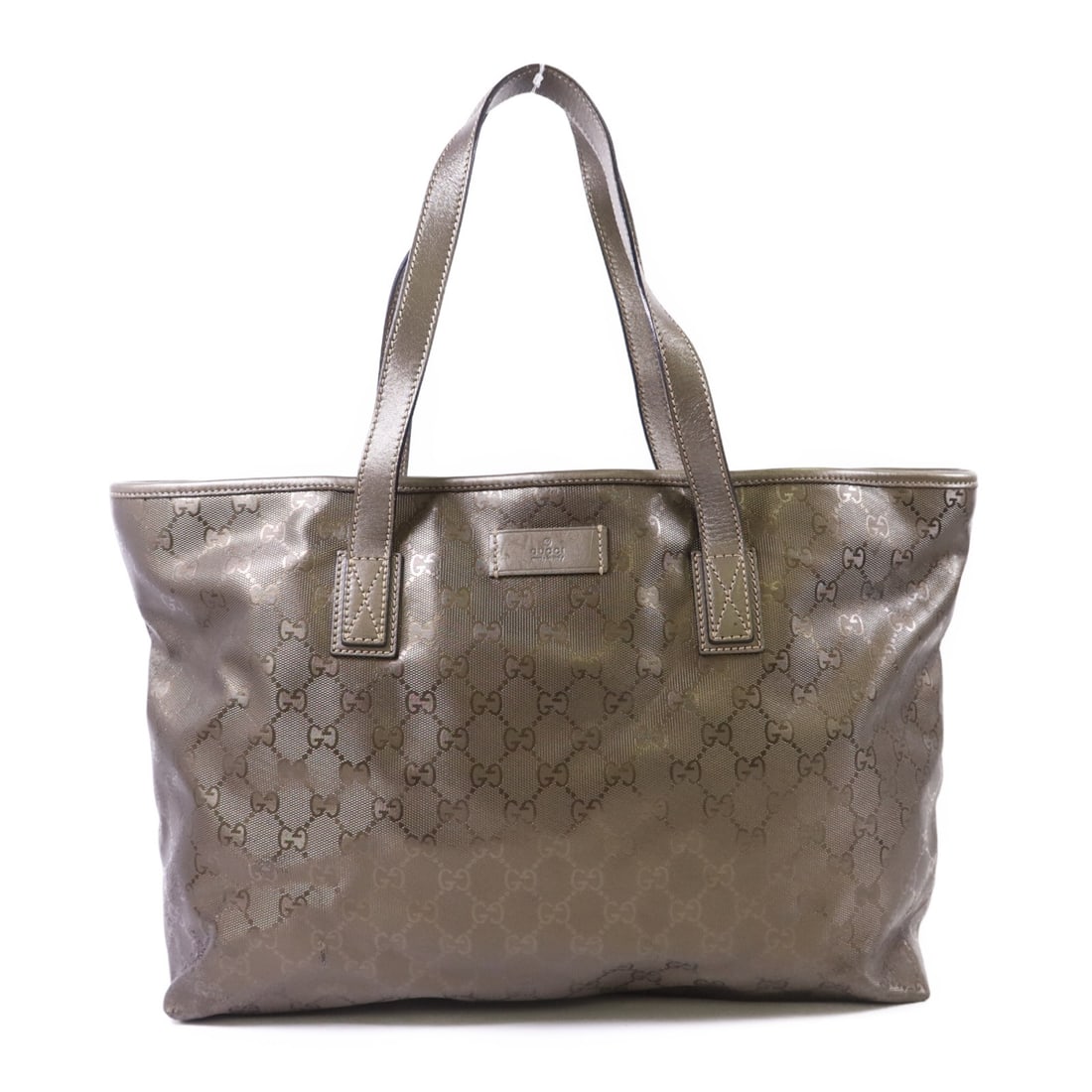 Gucci GG Gold Coated Canvas Shoulder Tote Bag 211137: Gucci GG Gold Coated Canvas Shoulder Tote Bag 211137 This GUCCI GG shoulder tote bag is crafted from durable PVC coated canvas in a striking gold color. Designed as a regular-sized shoulder bag, it fe