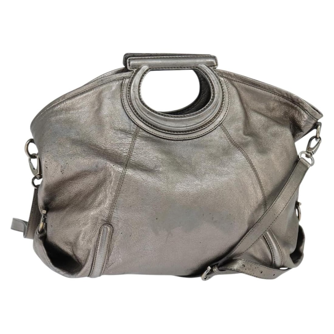Salvatore Ferragamo Silver Gancini Leather Hand Bag 2-Way Auth: Salvatore Ferragamo Silver Gancini Leather Hand Bag 2-Way Auth This Salvatore Ferragamo Gancini Hand Bag is a stylish accessory crafted from high-quality leather, featuring a luxurious silver exterior