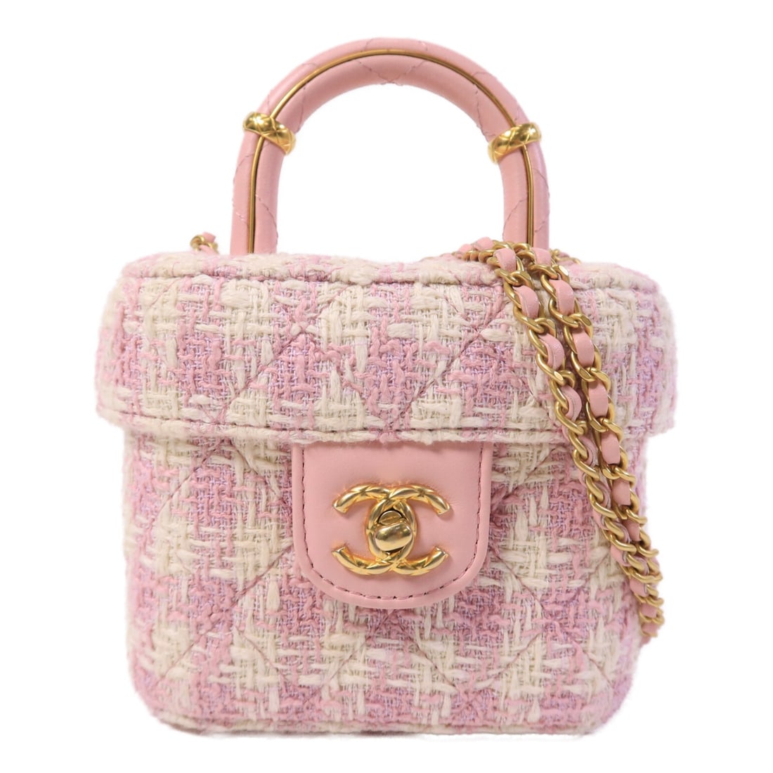 CHANEL Vanity Case Pink Lambskin Tweed Shoulder Bag AS3973: CHANEL Vanity Case Pink Lambskin Tweed Shoulder Bag AS3973 This CHANEL CC vanity case is crafted from pink lambskin leather and tweed, offering a luxurious and stylish design. The bag features a two-w