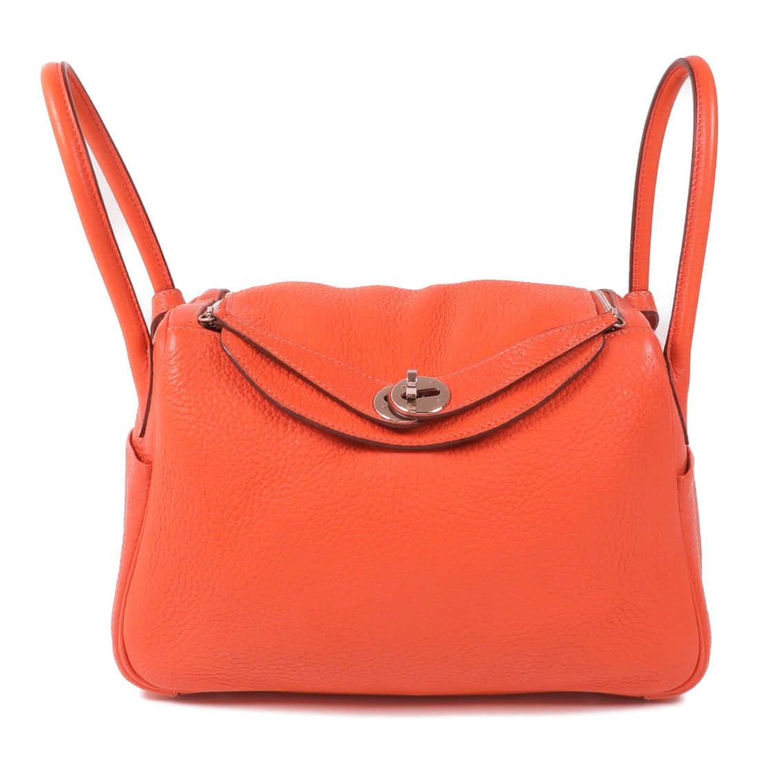 HERMES Lindy 26 Orange Calfskin 2 Way Shoulder Bag: HERMES Lindy 26 Orange Calfskin 2 Way Shoulder Bag This Hermes Lindy 26 is a versatile 2-way shoulder bag crafted from Taurillon Clemence calfskin leather in an elegant orange hue. Designed for women,