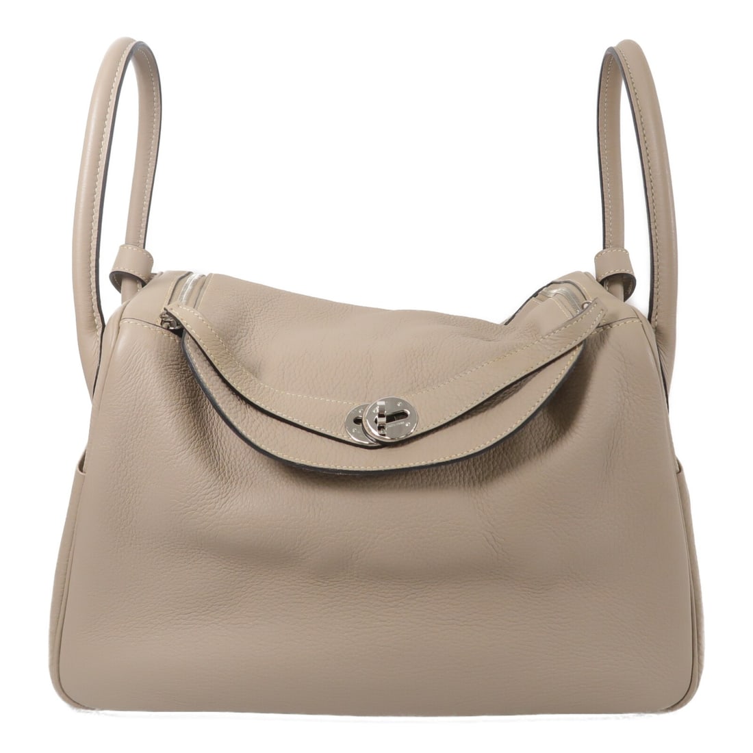 Hermes Lindy 34 Taurillon Clemence Gris Tourterelle Shoulder Bag: Hermes Lindy 34 Taurillon Clemence Gris Tourterelle Shoulder Bag This Hermes Lindy34 2Way shoulder bag is crafted from Taurillon Clemence calfskin leather in a Gris Tourterelle (beige) color. Designed