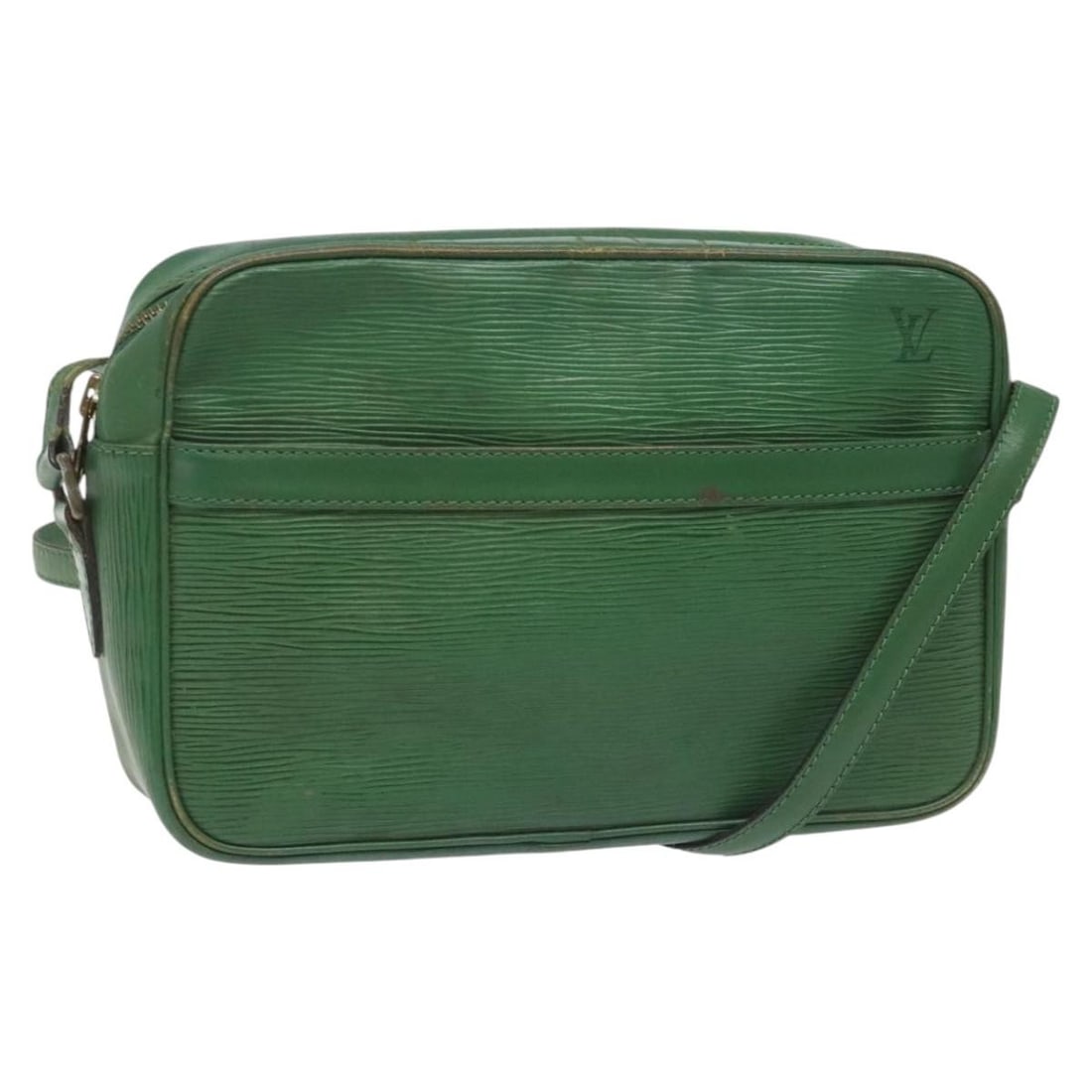 Louis Vuitton Epi Leather Trocadero 27 Green Shoulder Bag M52314: Louis Vuitton Epi Leather Trocadero 27 Green Shoulder Bag M52314 This Louis Vuitton Epi Trocadero 27 Shoulder Bag in green features durable Epi leather and a classic rectangular shape. The bag is desi