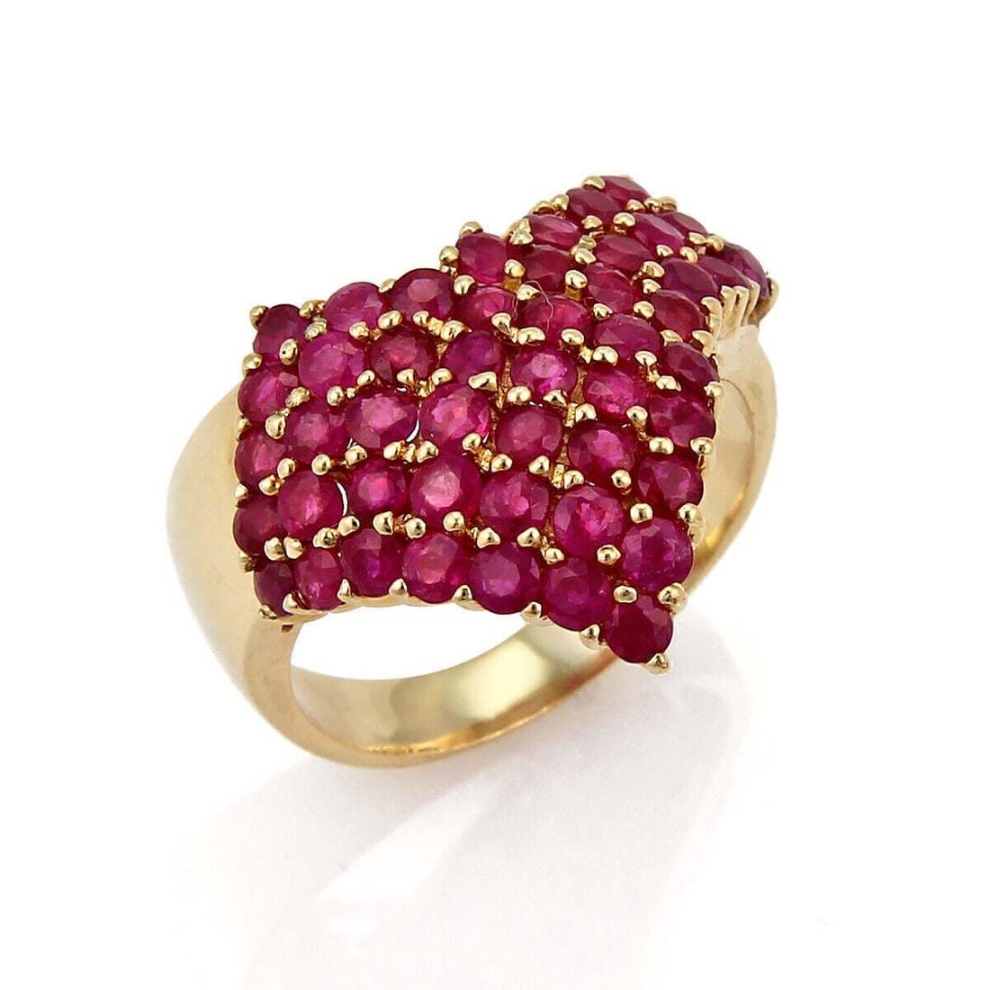 LeVian Ruby V Cluster Ring 14k Yellow Gold Size 10: LeVian Ruby V Cluster Ring 14k Yellow Gold Size 10 This LeVian Ruby V Design Cluster Ring is crafted in 14k yellow gold and features a distinctive V-shaped cluster adorned with vibrant rubies. The rin