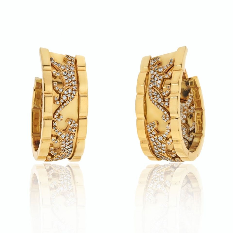 Cartier Diamond Hoop Earrings Platinum 18K Yellow Gold Walking Panther: Cartier Diamond Hoop Earrings Platinum 18K Yellow Gold Walking Panther These exquisite Cartier earrings are crafted from a combination of platinum and 18K yellow gold, featuring a remarkable design th
