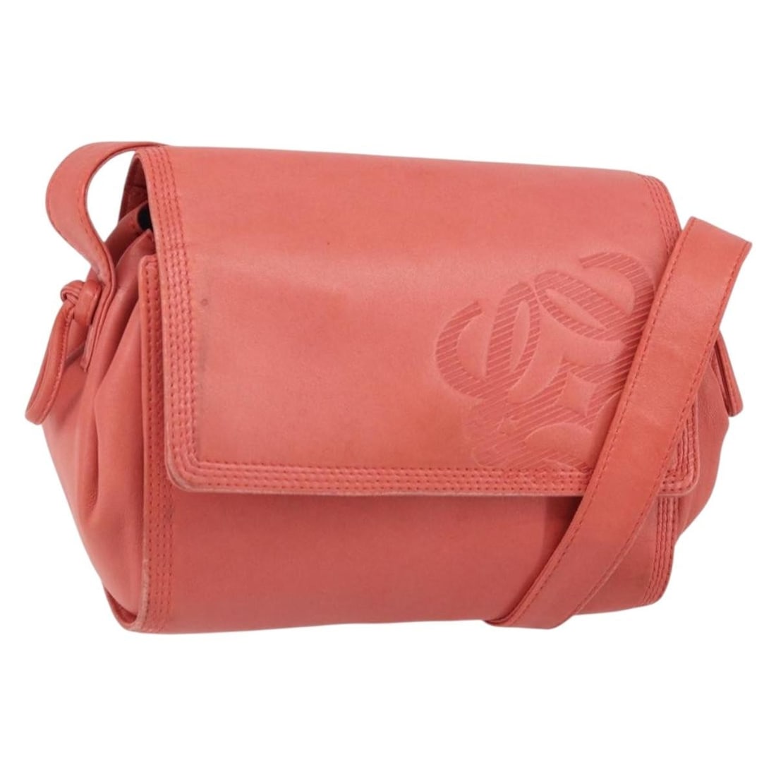 Loewe Anagram Pink and Gold Leather Shoulder Bag from Spain: Loewe Anagram Pink and Gold Leather Shoulder Bag from Spain This LOEWE Anagram shoulder bag features a pink and gold leather exterior with a shoulder strap. The bag is made in Spain and displays signs