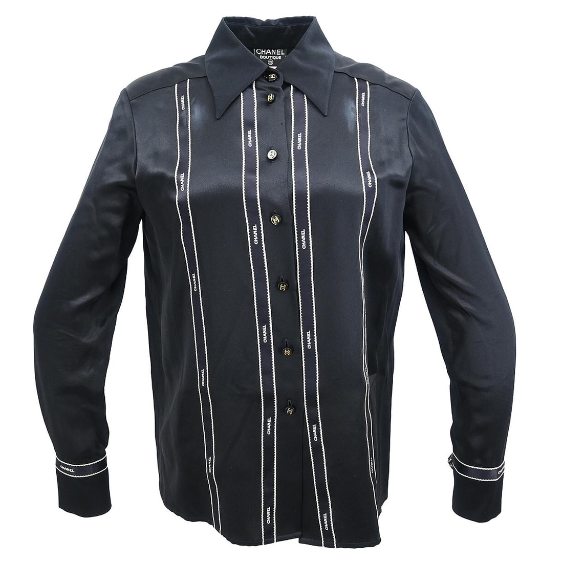 Chanel Vintage Black Silk Blouse Long Sleeve Collared Size 40: Chanel Vintage Black Silk Blouse Long Sleeve Collared Size 40 Elevate your casual wardrobe with this vintage Chanel blouse in classic black. Designed with long sleeves and a collared neckline, this el