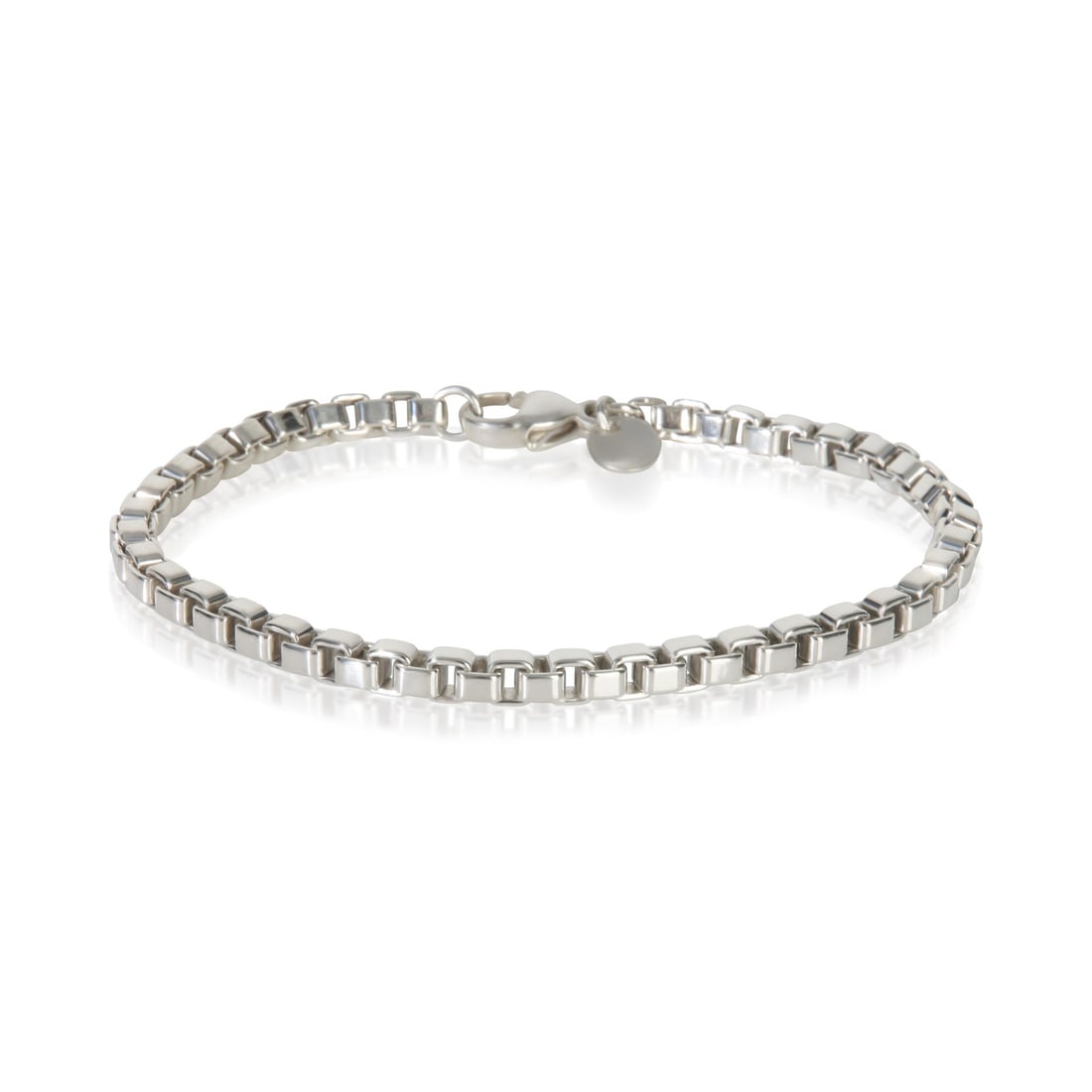 Tiffany & Co Venetian Link Sterling Silver Bracelet: Tiffany & Co Venetian Link Sterling Silver Bracelet This Tiffany & Co. Venetian Link bracelet is crafted from sterling silver with a 925 purity. Featuring a classic Venetian link design, it measures 8