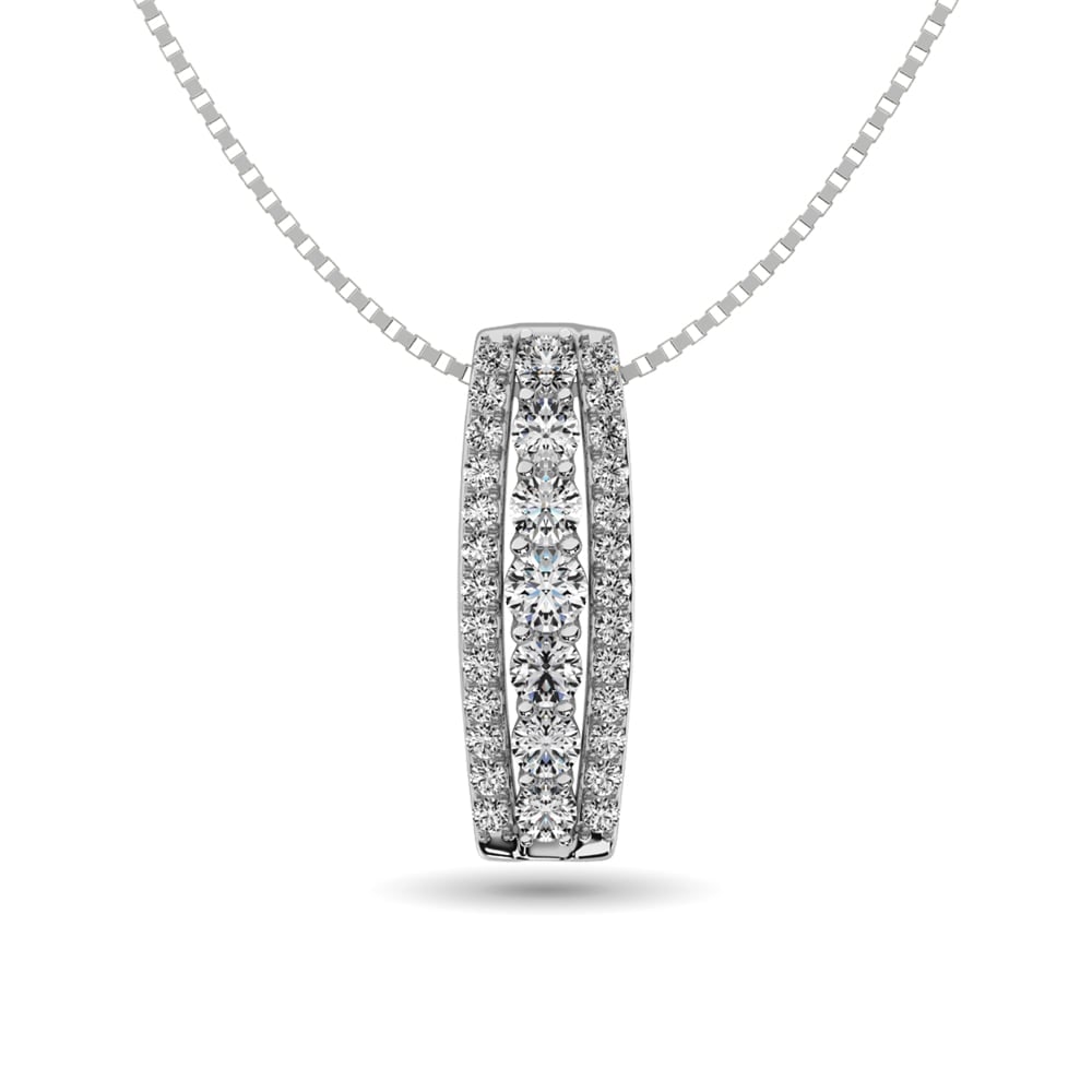 Diamond 1/4 Ct.tw Baguette Fashion Ring in 14K White Gold: Diamond 1/4 Ct.tw Baguette Fashion Ring in 14K White Gold 14k White Gold Stone Color: G-h Stone Clarity: I1 Each ring is presented in standard size 6.5. Complimentary resizing is available between siz