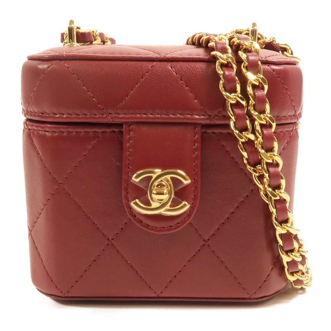 Red Lambskin Chanel Vanity Case Shoulder Bag with Chain AP3459B GHW: Red Lambskin Chanel Vanity Case Shoulder Bag with Chain AP3459B GHW This Chanel CC vanity case chain shoulder bag features luxurious red lambskin leather with classic CC detailing and gold-tone hardwa