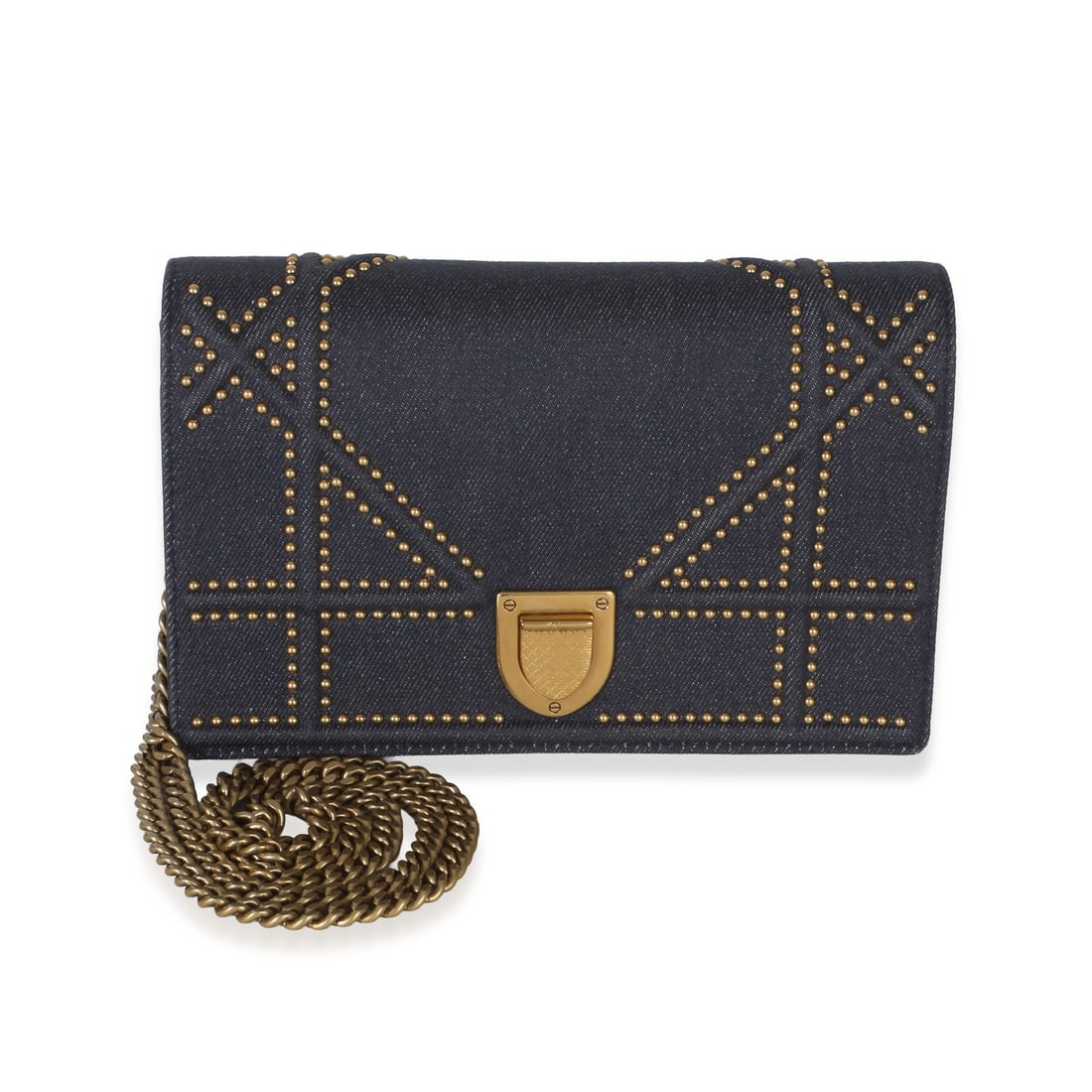 Christian Dior Diorama Wallet On Chain Blue Denim Studded: Christian Dior Diorama Wallet On Chain Blue Denim Studded This Christian Dior Diorama Wallet On Chain features blue denim construction with gold-tone hardware and a magnetic snap closure. Designed for