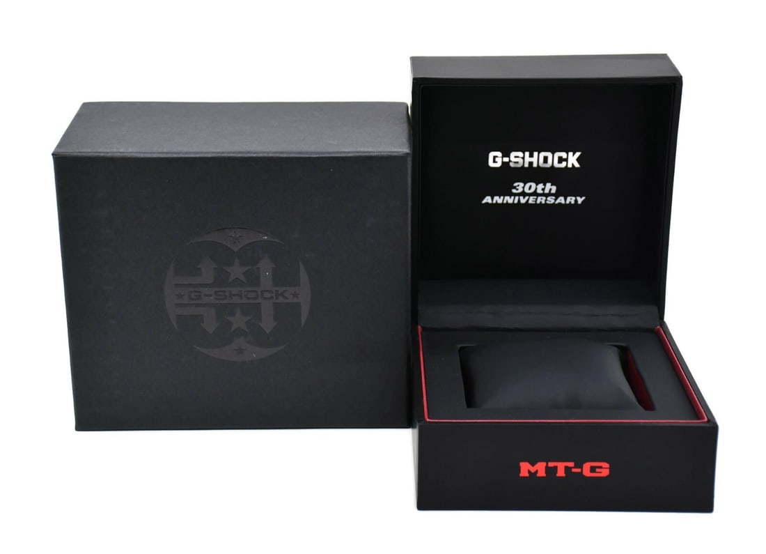 Casio G-Shock MTG Presentation Box 7x6x4 Authentic: Casio G-Shock MTG Presentation Box 7x6x4 Authentic This Casio G-Shock MTG Watch Box is a sturdy presentation box designed specifically for G-Shock timepieces. Measuring 7 x 6 x 4 inches, it is made fr