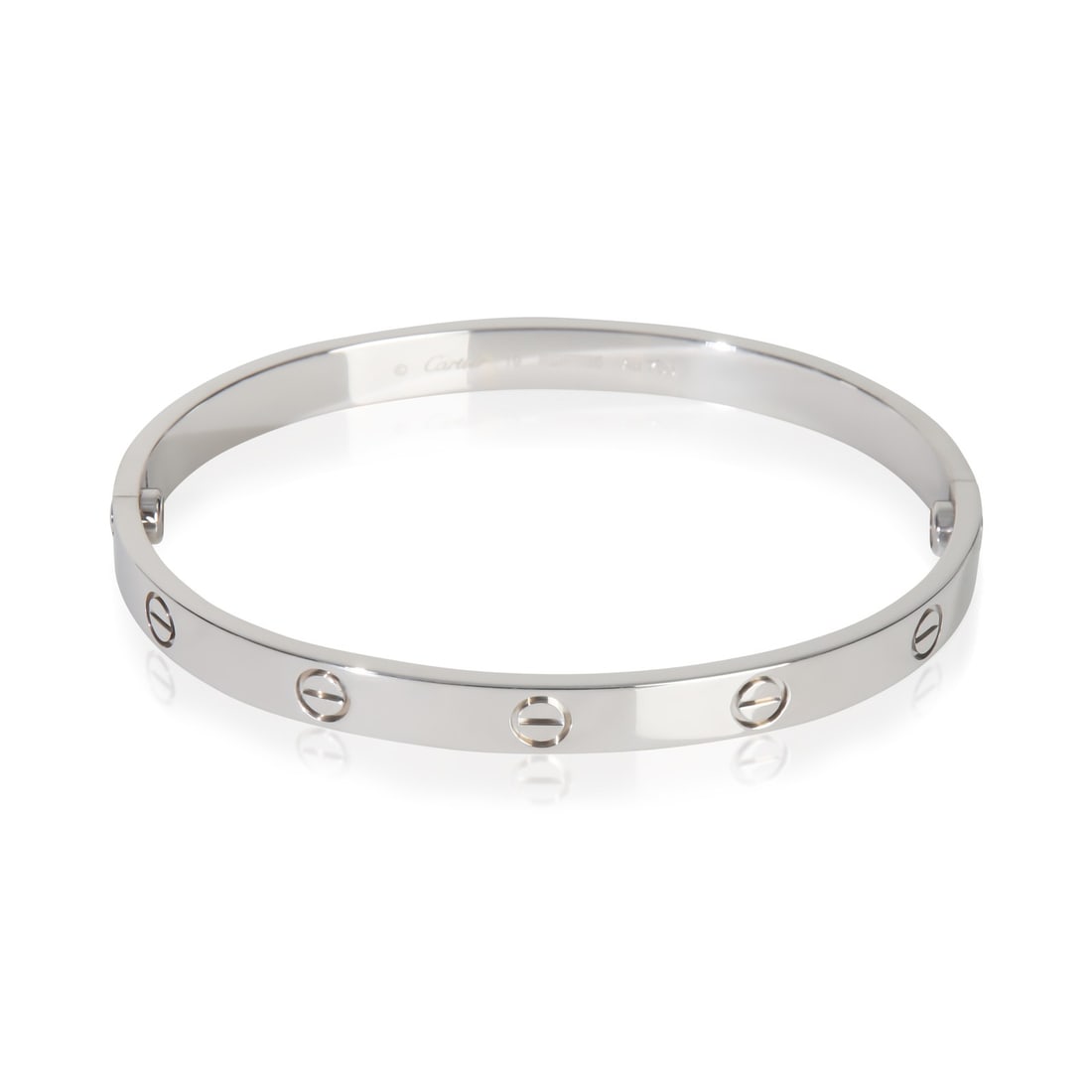 Cartier Love 18k White Gold Men's Bracelet with Box and Screwdriver 19cm: Cartier Love 18k White Gold Men's Bracelet with Box and Screwdriver 19cm This pre-owned Cartier Love bracelet is crafted from 18k white gold and is part of the iconic Love collection. It features a sc
