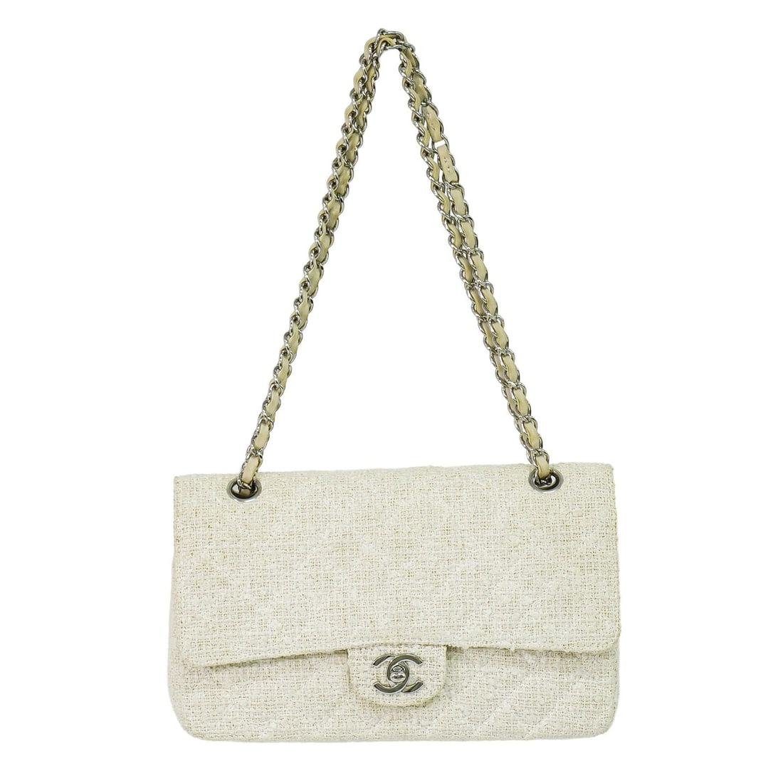 Chanel Timeless Tweed Double Flap Shoulder Bag White 25cm x 16cm x 7cm: Chanel Timeless Tweed Double Flap Shoulder Bag White 25cm x 16cm x 7cm This Chanel Timeless Classic Double Flap Bag is crafted from quilted white tweed and features the iconic double flap design. Suit