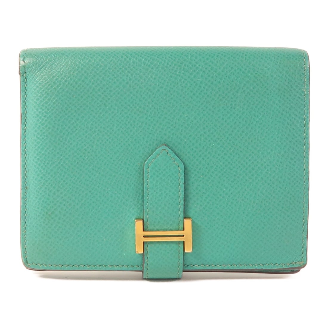 Hermes Bearn Compact Bi Fold Wallet Vert Jade Epsom Leather GHW: Hermes Bearn Compact Bi Fold Wallet Vert Jade Epsom Leather GHW This Hermes Bearn Compact Wallet features a bi-fold design crafted from Veau Epsom calfskin leather in a Vert Jade green color. Designed