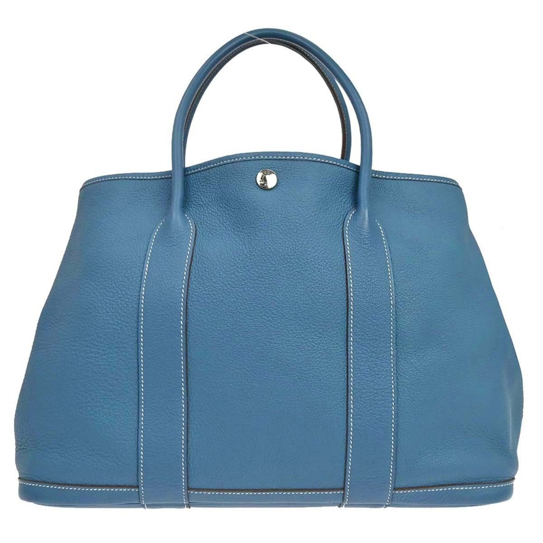 Hermes Garden Party 36 Blue Jean Negonda Tote: Hermes Garden Party 36 Blue Jean Negonda Tote This Hermes Garden Party 36 PM tote handbag features a Blue Jean Negonda exterior with a medium-sized silhouette. The bag is designed with double handles 