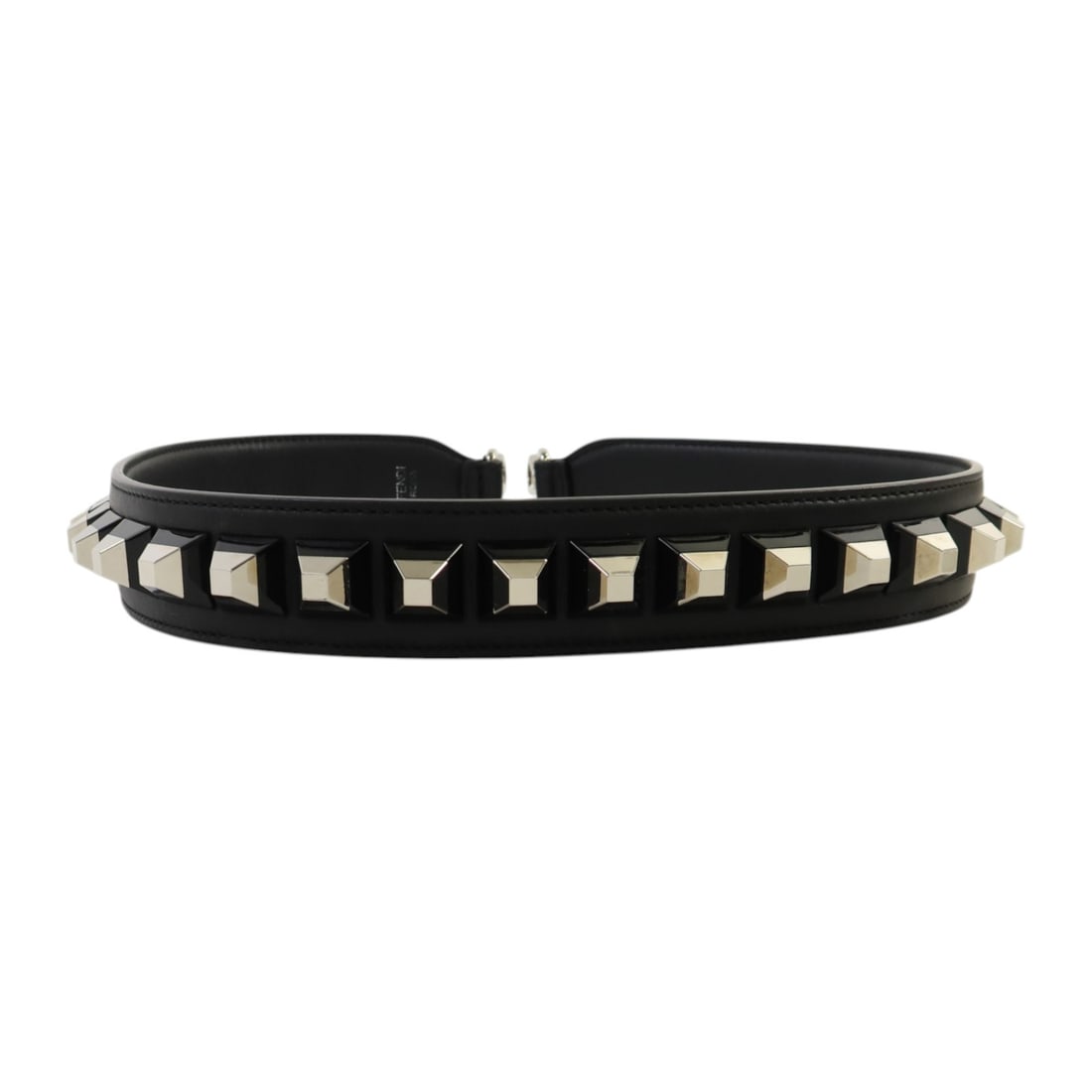 Fendi Black Calfskin and PVC Shoulder Strap Silver Hardware: Fendi Black Calfskin and PVC Shoulder Strap Silver Hardware This Fendi shoulder strap is crafted from black calfskin leather and PVC, designed for women's handbags. Made in Italy, it features a regula
