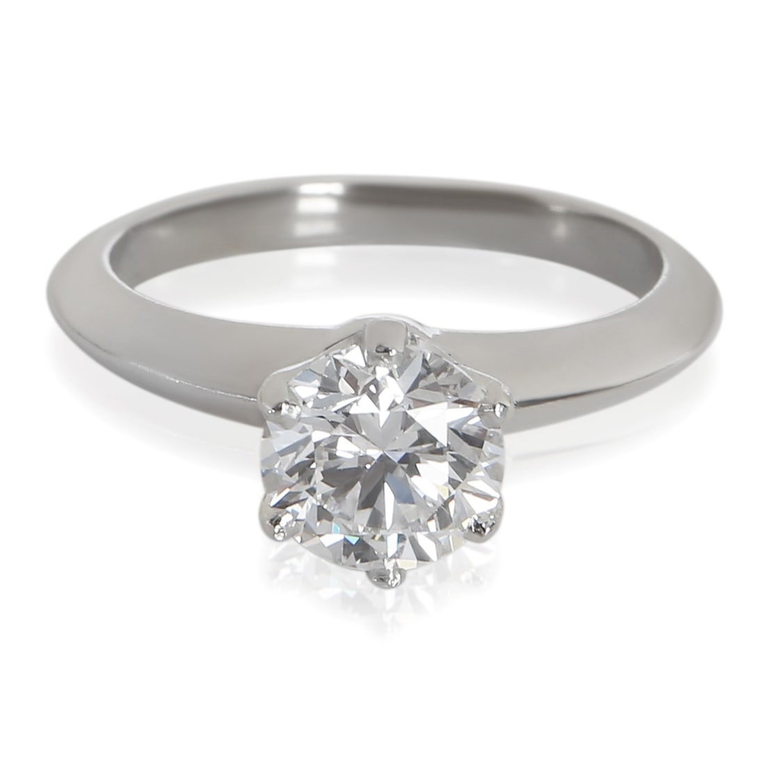 Platinum Engagement Ring With 0.91ct Round D VS1 Diamond Tiffany Certificate: Platinum Engagement Ring With 0.91ct Round D VS1 Diamond Tiffany Certificate This Tiffany & Co. engagement ring features a 0.91 carat round brilliant diamond with exceptional D color and VS1 clarity, 