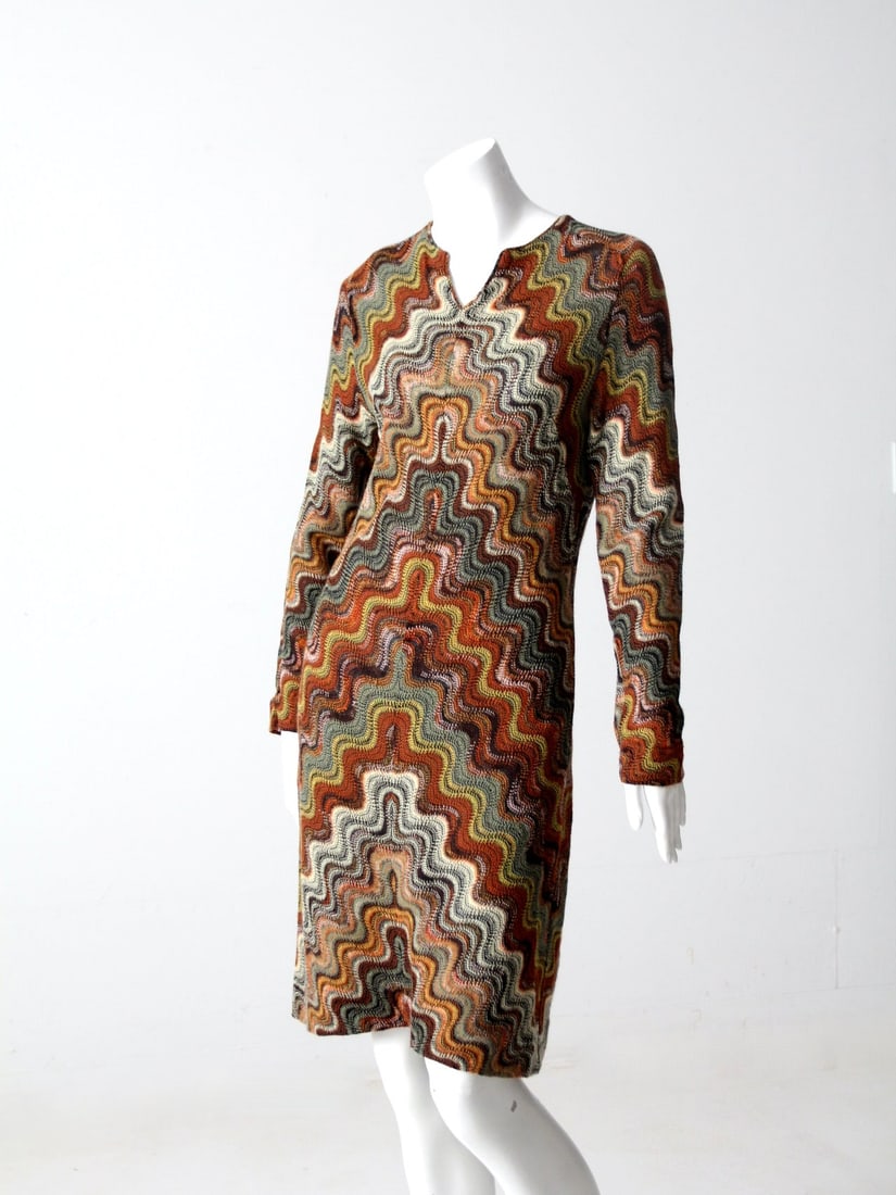 Missoni for Neiman Marcus 1970s Zigzag Wool Blend Knit Dress: Missoni for Neiman Marcus 1970s Zigzag Wool Blend Knit Dress This vintage 1970s Missoni dress features the brand's signature zigzag knit in a vibrant blend of rust, olive, cream, and charcoal tones. T