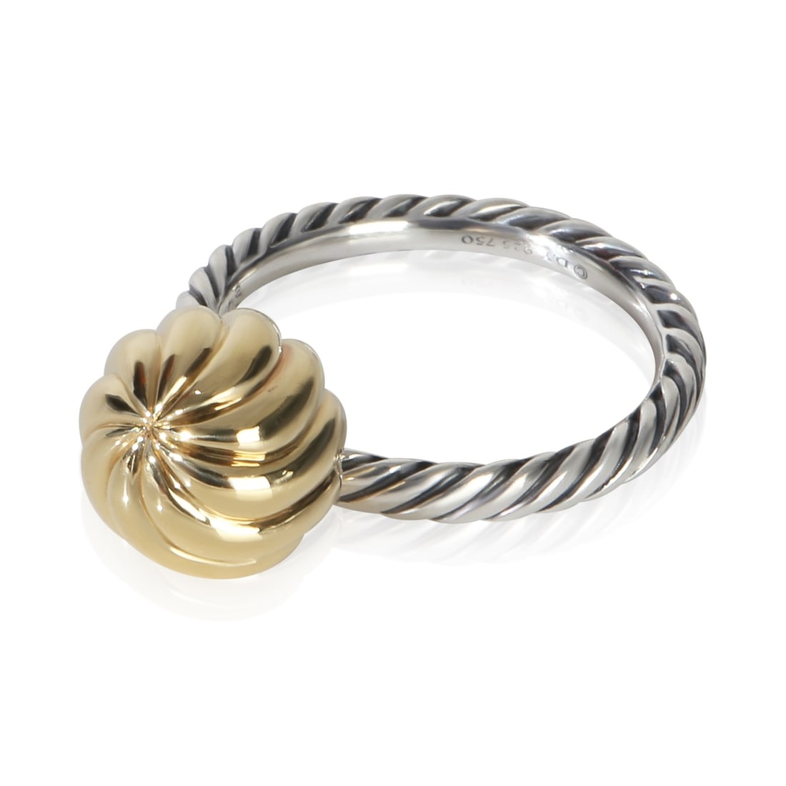 David Yurman Sculpted Ball 18k Gold Sterling Silver Ring Size 6: David Yurman Sculpted Ball 18k Gold Sterling Silver Ring Size 6 This David Yurman Sculpted Ball ring features a combination of 18k yellow gold and sterling silver, offering a sophisticated two-tone de