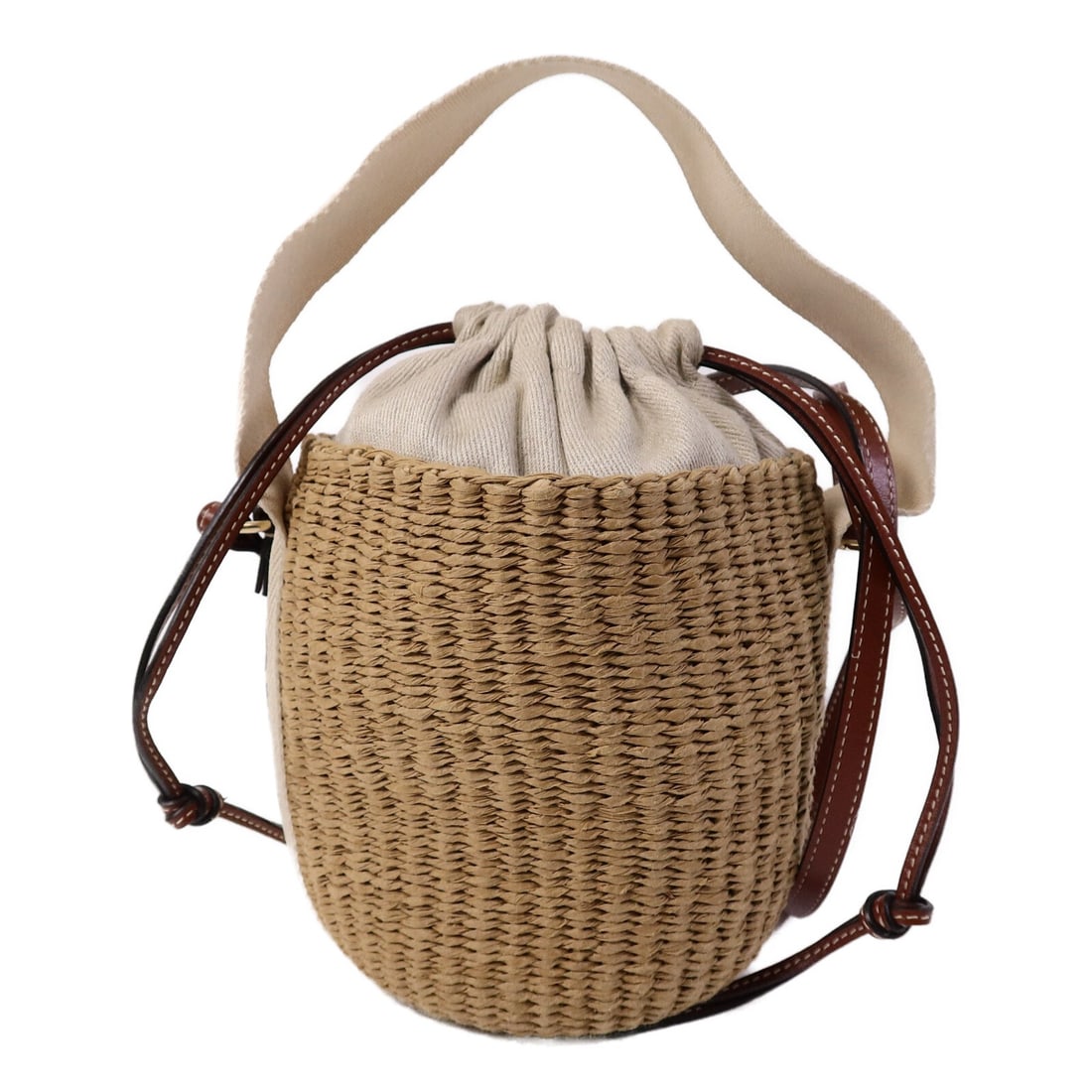 Chloe Woody Raffia Basket Shoulder Bag Brown White 2way: Chloe Woody Raffia Basket Shoulder Bag Brown White 2way This Chloe Small Woody Basket 2-way shoulder bag features a stylish brown and white design crafted from raffia and other materials. Its compact 