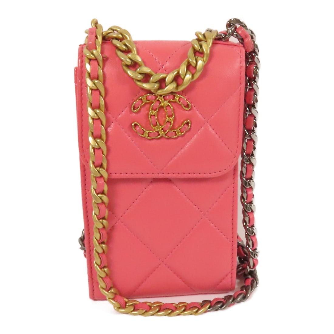 CHANEL Pink Calfskin Chain Shoulder Bag GHW: CHANEL Pink Calfskin Chain Shoulder Bag GHW This CHANEL shoulder bag features a classic CC design with gold-tone chain hardware, crafted from pink calfskin leather. Designed for women, it offers a com