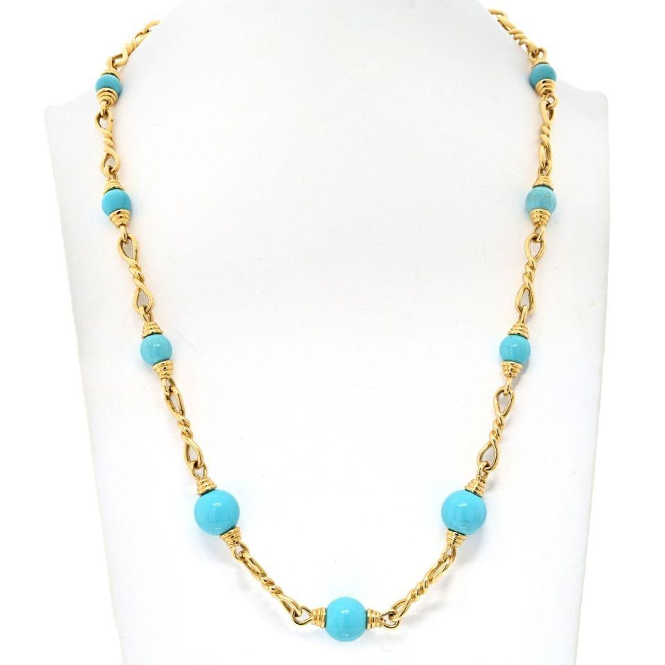David Webb 18K Yellow Gold Turquoise Link Chain Necklace: David Webb 18K Yellow Gold Turquoise Link Chain Necklace This stunning David Webb necklace combines vibrant turquoise with luxurious 18K yellow gold, creating a dynamic accessory that is both elegant 