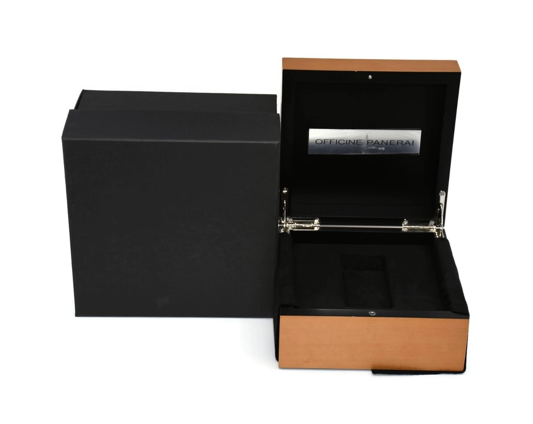 Panerai Authentic Wooden Presentation Box for Single Watch: Panerai Authentic Wooden Presentation Box for Single Watch This Panerai OEM Wooden Watch Box is a beautifully crafted presentation box made from high-quality wood. Designed specifically for a single w