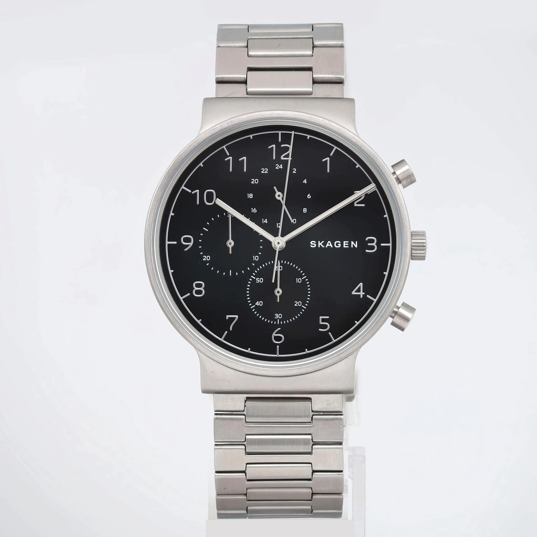 Skagen Ancher Quartz Chronograph Black Dial Mens Watch SKW6360: Skagen Ancher Quartz Chronograph Black Dial Mens Watch SKW6360 The Skagen Ancher Stainless Steel Chronograph watch combines functionality and style, making it a perfect accessory for casual wear. This