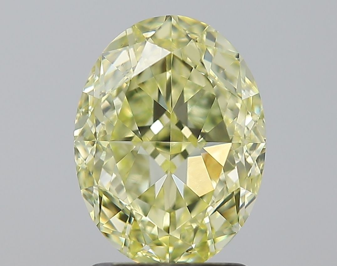 Loose Diamond - OVAL 2.21ct Fancy Yellow VS1: Loose Diamond - OVAL 2.21ct Fancy Yellow VS1 Source: Natural Shape: OVAL Carats: 2.21 Color: Fancy Yellow Certification: GIA Video: