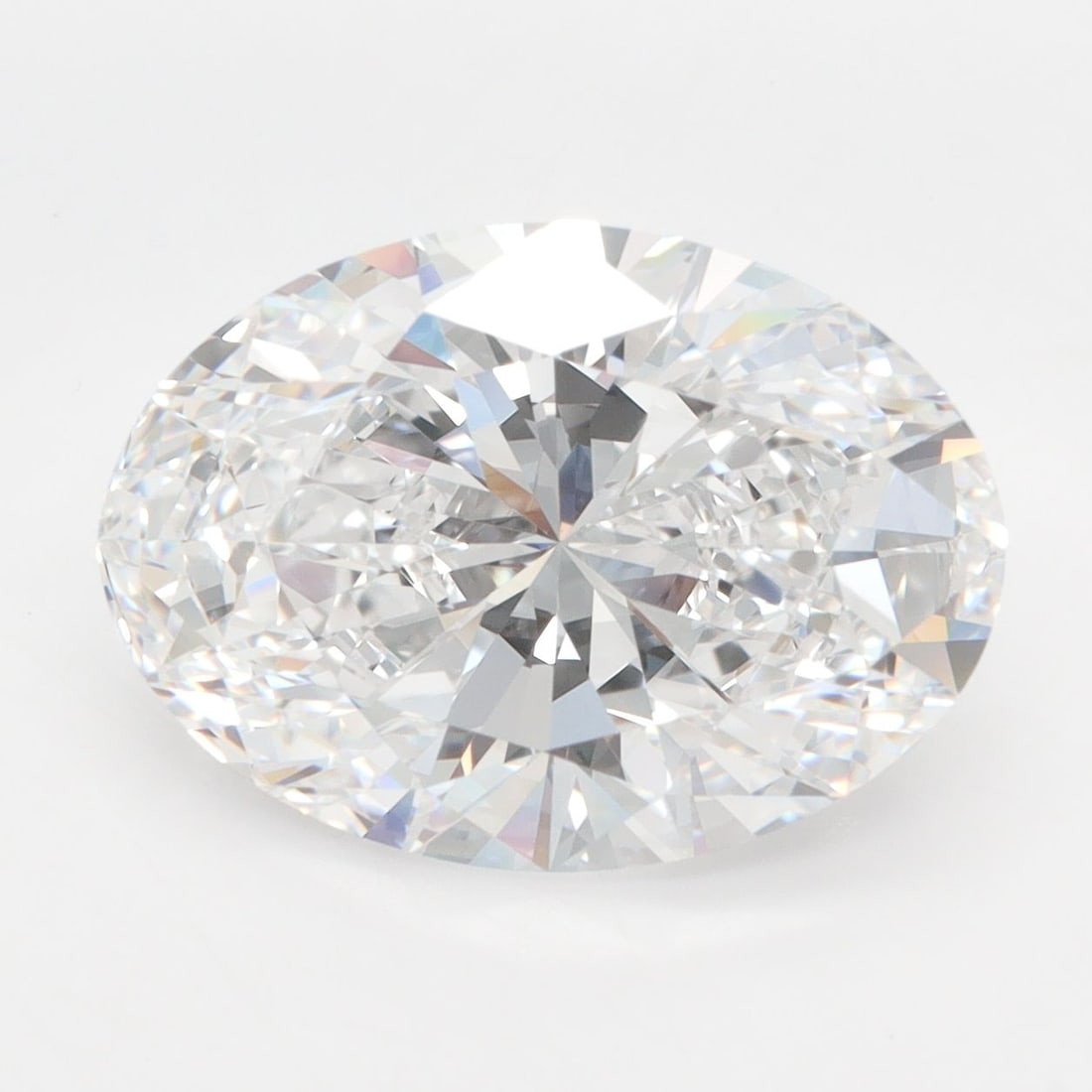 Loose Diamond - OVAL 5.89ct D VVS1: Loose Diamond - OVAL 5.89ct D VVS1 Source: This is a real non-mined Diamond that has been grown in a lab Shape: OVAL Carats: 5.89 Color: D Clarity: VVS1 Certification: IGI PLEASE NOTE: Framed, Large, 