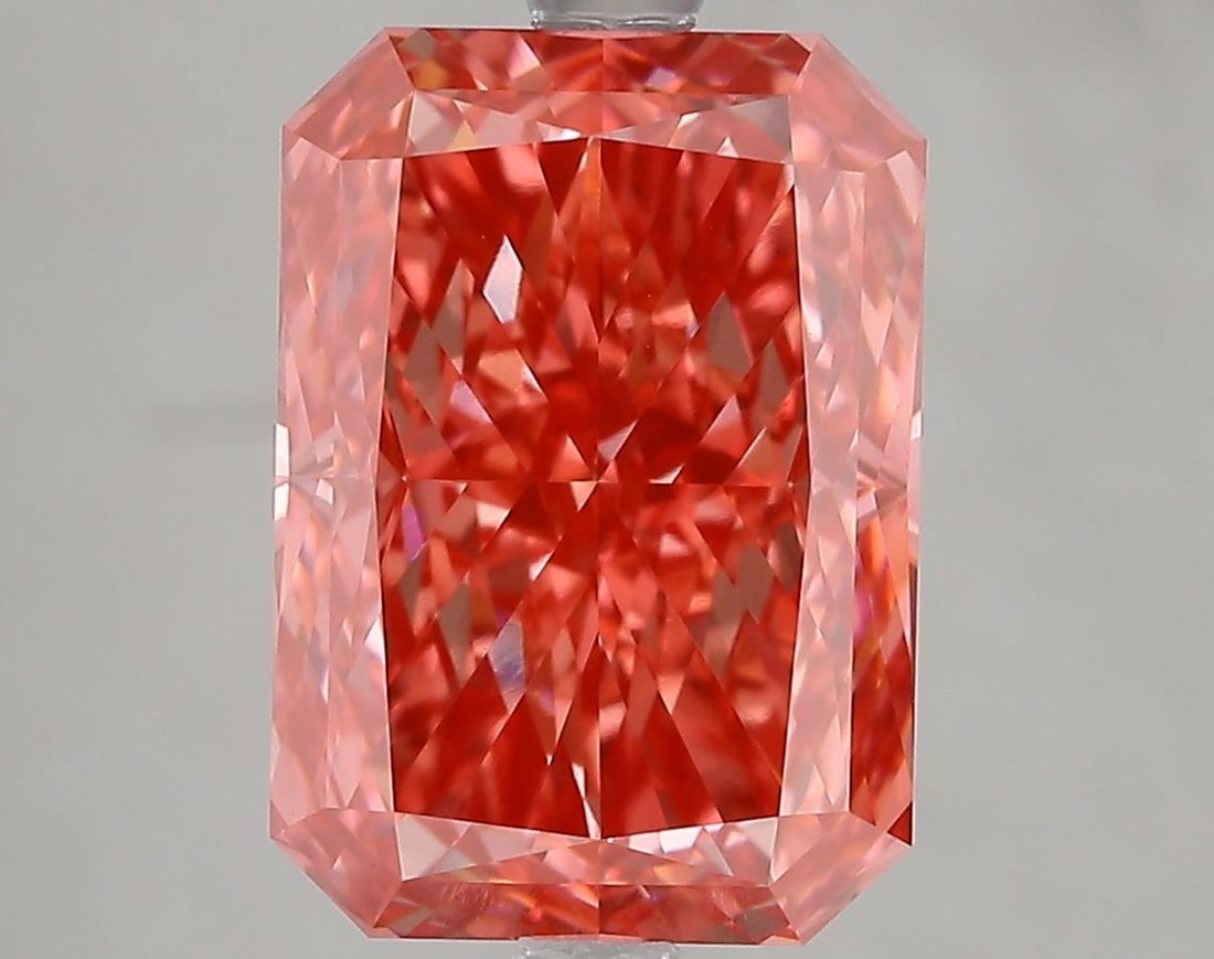 Loose Diamond - RADIANT 5.0ct Fancy Vivid Pink VVS2: Loose Diamond - RADIANT 5.0ct Fancy Vivid Pink VVS2 Source: This is a real non-mined Diamond that has been grown in a lab Shape: RADIANT Carats: 5.0 Color: Fancy Vivid Pink Certification: IGI Video: