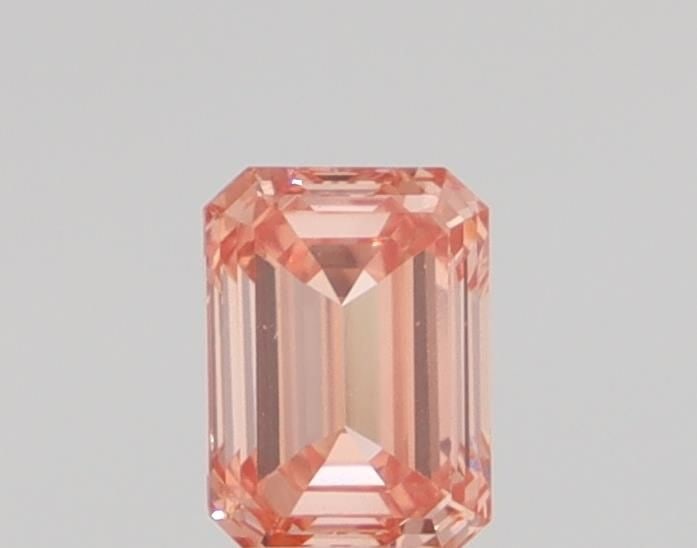 Loose Diamond - EMERALD 0.53ct Orange VS2: Loose Diamond - EMERALD 0.53ct Orange VS2 Source: This is a real non-mined Diamond that has been grown in a lab Shape: EMERALD Carats: 0.53 Color: Orange Certification: NONE Video: