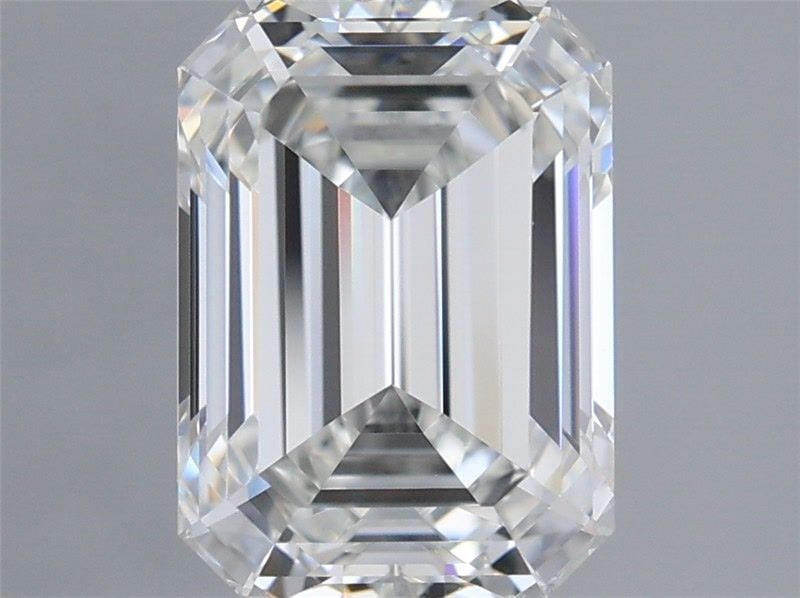 Loose Diamond - EMERALD 2.01ct E VS1: Loose Diamond - EMERALD 2.01ct E VS1 Source: This is a real non-mined Diamond that has been grown in a lab Shape: EMERALD Carats: 2.01 Color: E Clarity: VS1 Certification: IGI Video: