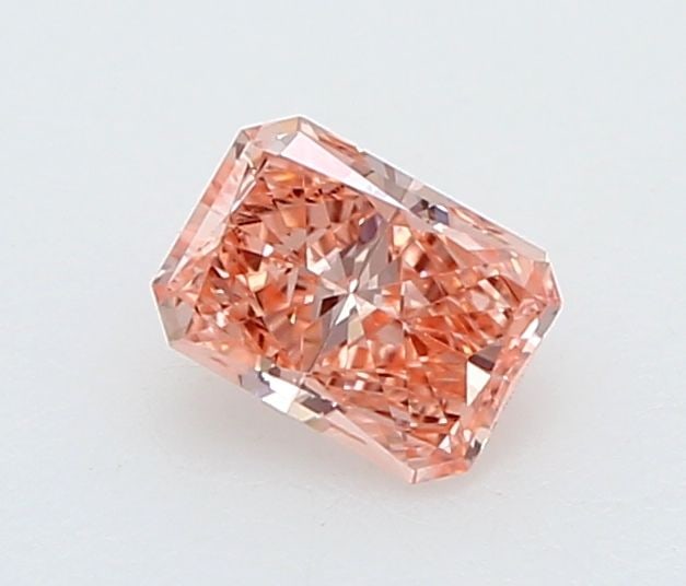 Loose Diamond - RADIANT 0.18ct Fancy Vivid Pink VS1: Loose Diamond - RADIANT 0.18ct Fancy Vivid Pink VS1 Source: This is a real non-mined Diamond that has been grown in a lab Shape: RADIANT Carats: 0.18 Color: Fancy Vivid Pink Certification: IGI Video: