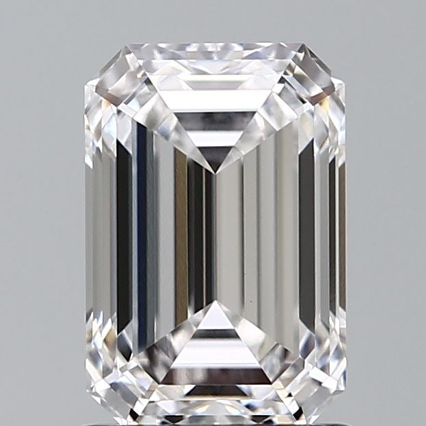 Loose Diamond - EMERALD 1.53ct E VVS2: Loose Diamond - EMERALD 1.53ct E VVS2 Source: This is a real non-mined Diamond that has been grown in a lab Shape: EMERALD Carats: 1.53 Color: E Clarity: VVS2 Certification: IGI Video: