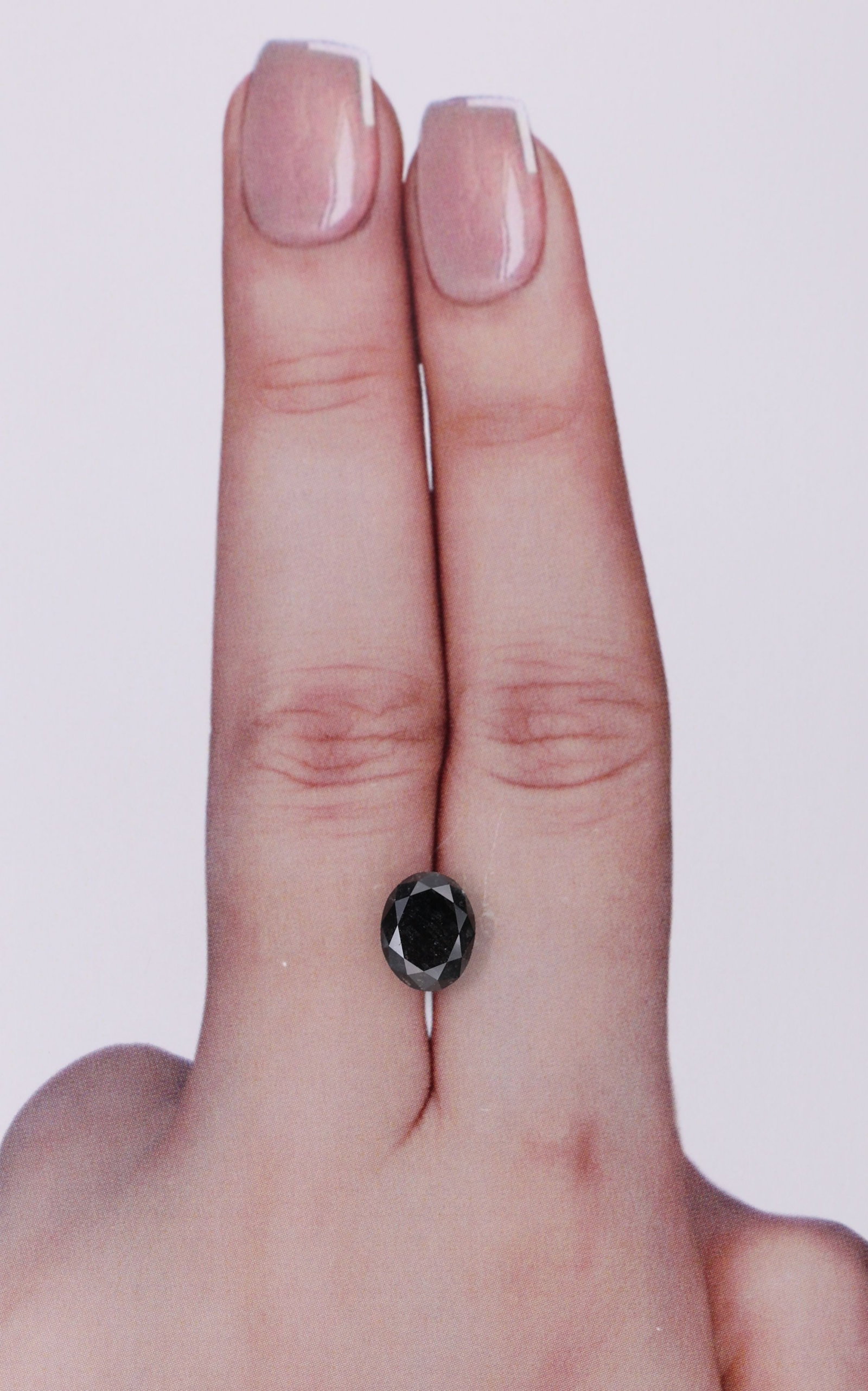 Loose Diamond - OVAL 1.54ct Fancy Black VVS2: Loose Diamond - OVAL 1.54ct Fancy Black VVS2 Source: Natural Shape: OVAL Carats: 1.54 Color: Fancy Black Certification: NONE Video: