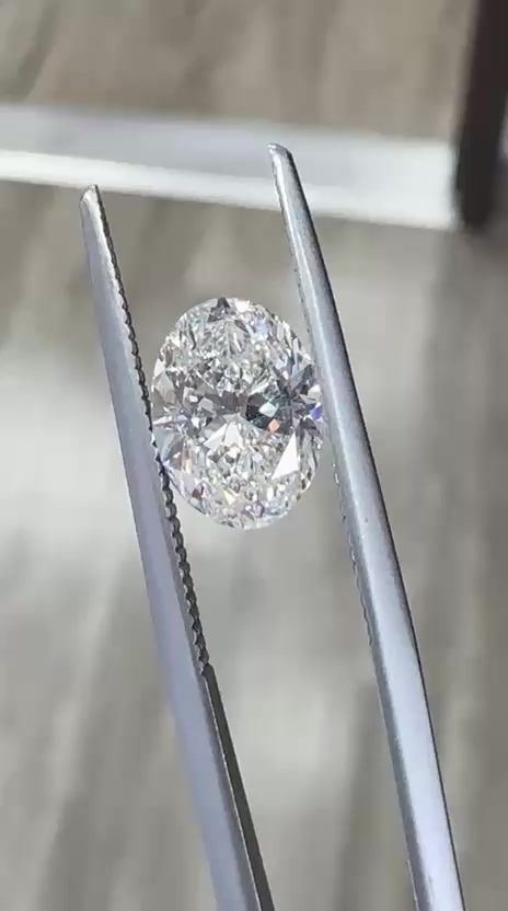 Loose Diamond - OVAL 2.0ct G VS1: Loose Diamond - OVAL 2.0ct G VS1 Source: Natural Shape: OVAL Carats: 2.0 Color: G Clarity: VS1 Certification: EGL Video: