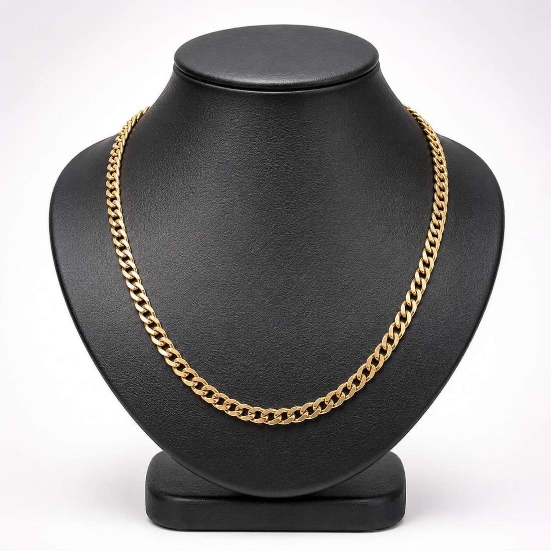 Italian 14k Yellow Gold Cuban Curb Link Necklace 24 Inch Lobster Clasp: Italian 14k Yellow Gold Cuban Curb Link Necklace 24 Inch Lobster Clasp This Italian-made necklace features a 24-inch Cuban curb link chain crafted from solid 14k yellow gold. The chain is designed for