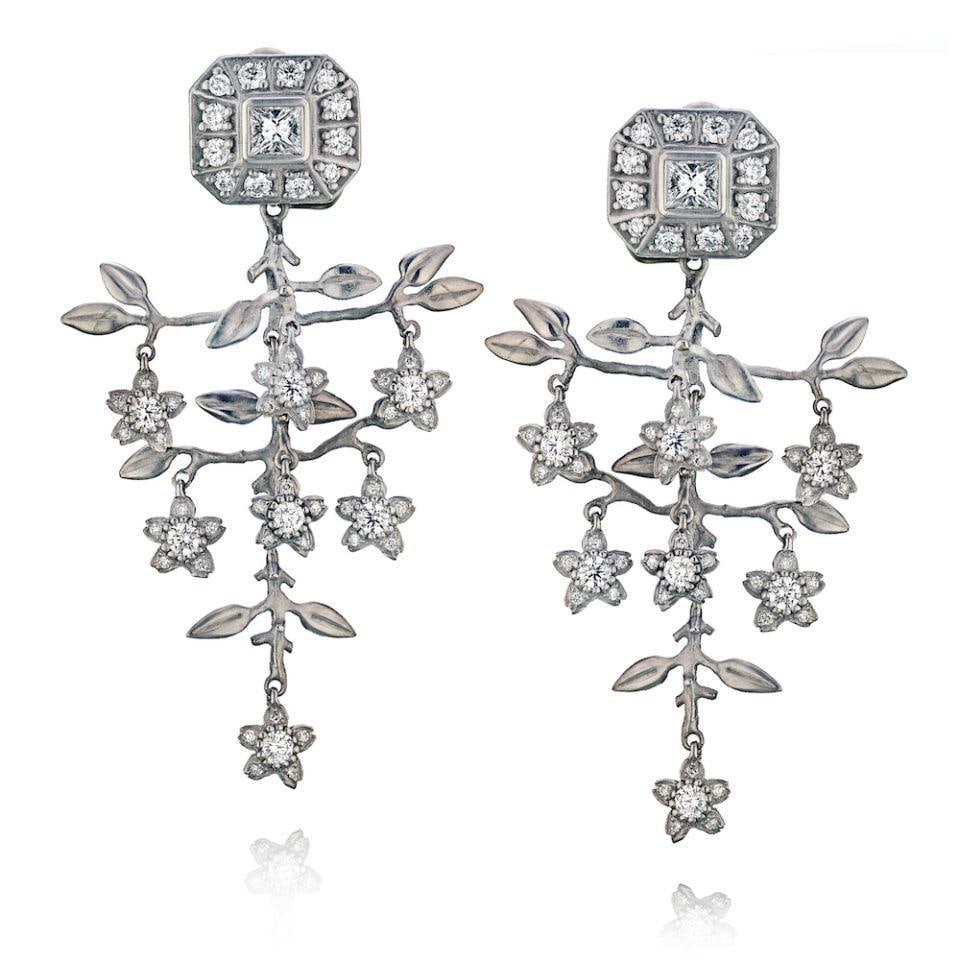 Kieselstein Cord 18K White Gold 3 Carat Diamond Floral Drop Earrings: Kieselstein Cord 18K White Gold 3 Carat Diamond Floral Drop Earrings Elevate your elegance with these stunning Kieselstein Cord earrings, expertly crafted in 18K white gold. Each earring features a be