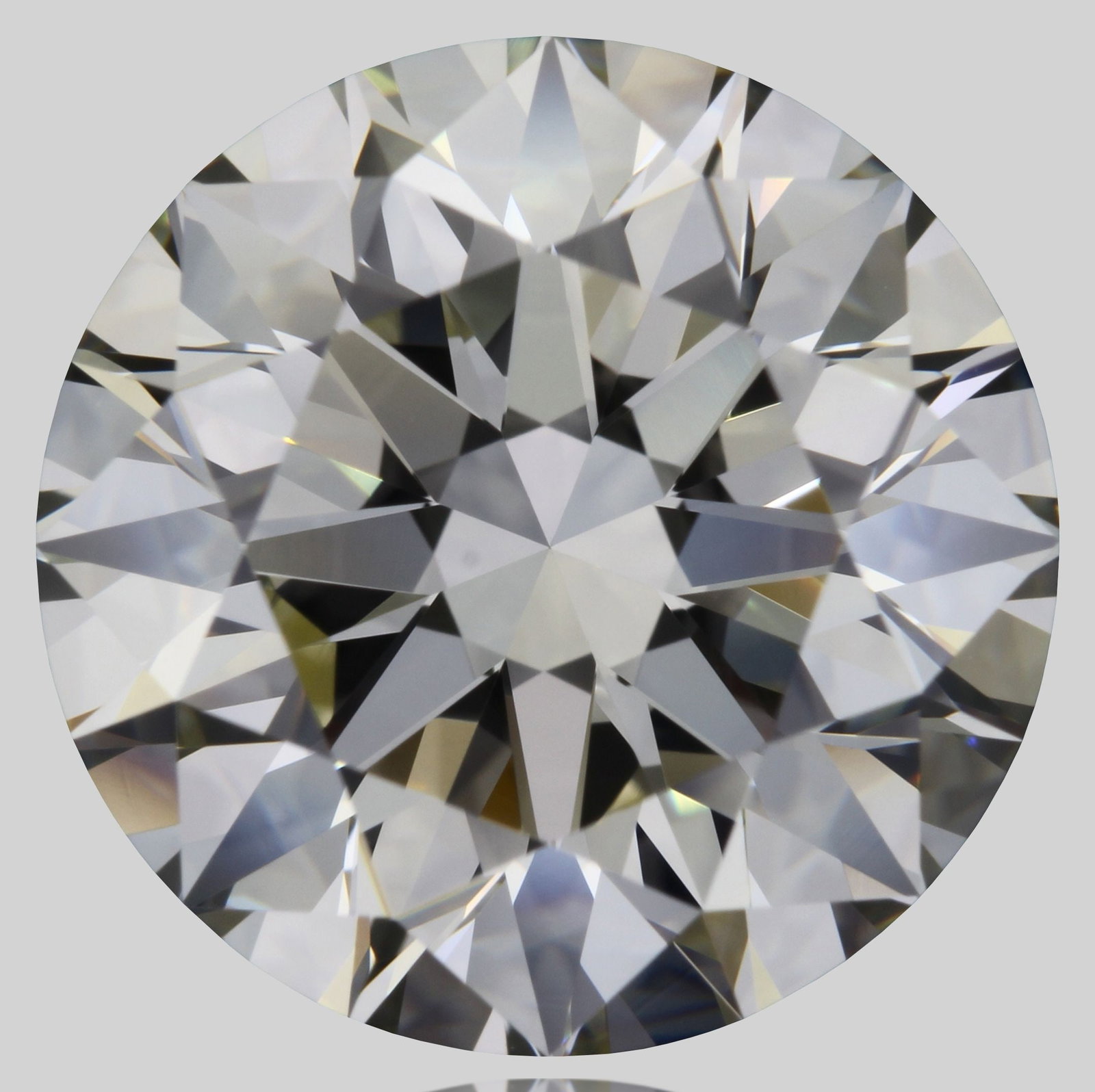 Loose Diamond - ROUND 5.01ct L VVS2: Loose Diamond - ROUND 5.01ct L VVS2 Source: Natural Shape: ROUND Carats: 5.01 Color: L Clarity: VVS2 Certification: GIA Video: