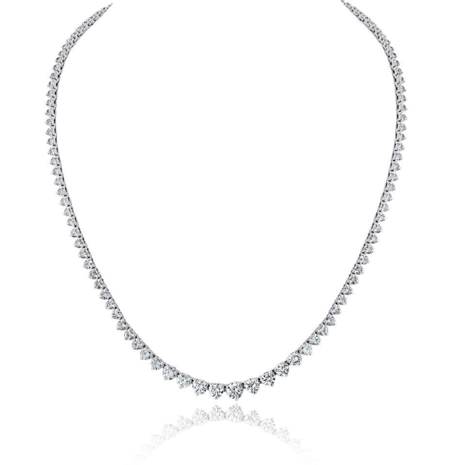 Riveria 14K White Gold Diamond Necklace 10.73 Cts: Riveria 14K White Gold Diamond Necklace 10.73 Cts This pre-owned Riveria necklace is crafted from 14K white gold and features a total diamond weight of 10.73 carats. The piece is substantial, weighing