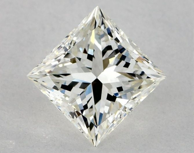 Loose Diamond - PRINCESS 1.29ct I VS1: Loose Diamond - PRINCESS 1.29ct I VS1 Source: Natural Shape: PRINCESS Carats: 1.29 Color: I Clarity: VS1 Certification: GIA PLEASE NOTE: Framed, Large, or heavy items do not have shipping costs includ